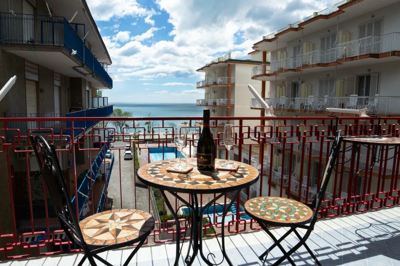 Appartamento Panorama Host - Domus Amalfi Coast Maiori Esterno foto