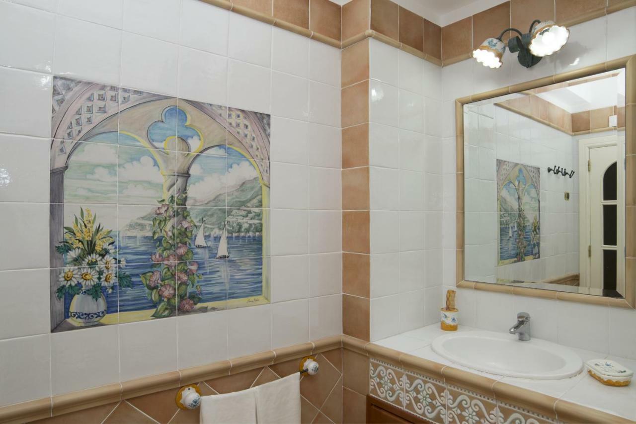 Appartamento Panorama Host - Domus Amalfi Coast Maiori Esterno foto